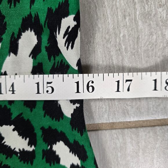 DVF Diane von Furstenberg Muriel spotted cat green silk dress long sleeve size 8 - Picture 6 of 9